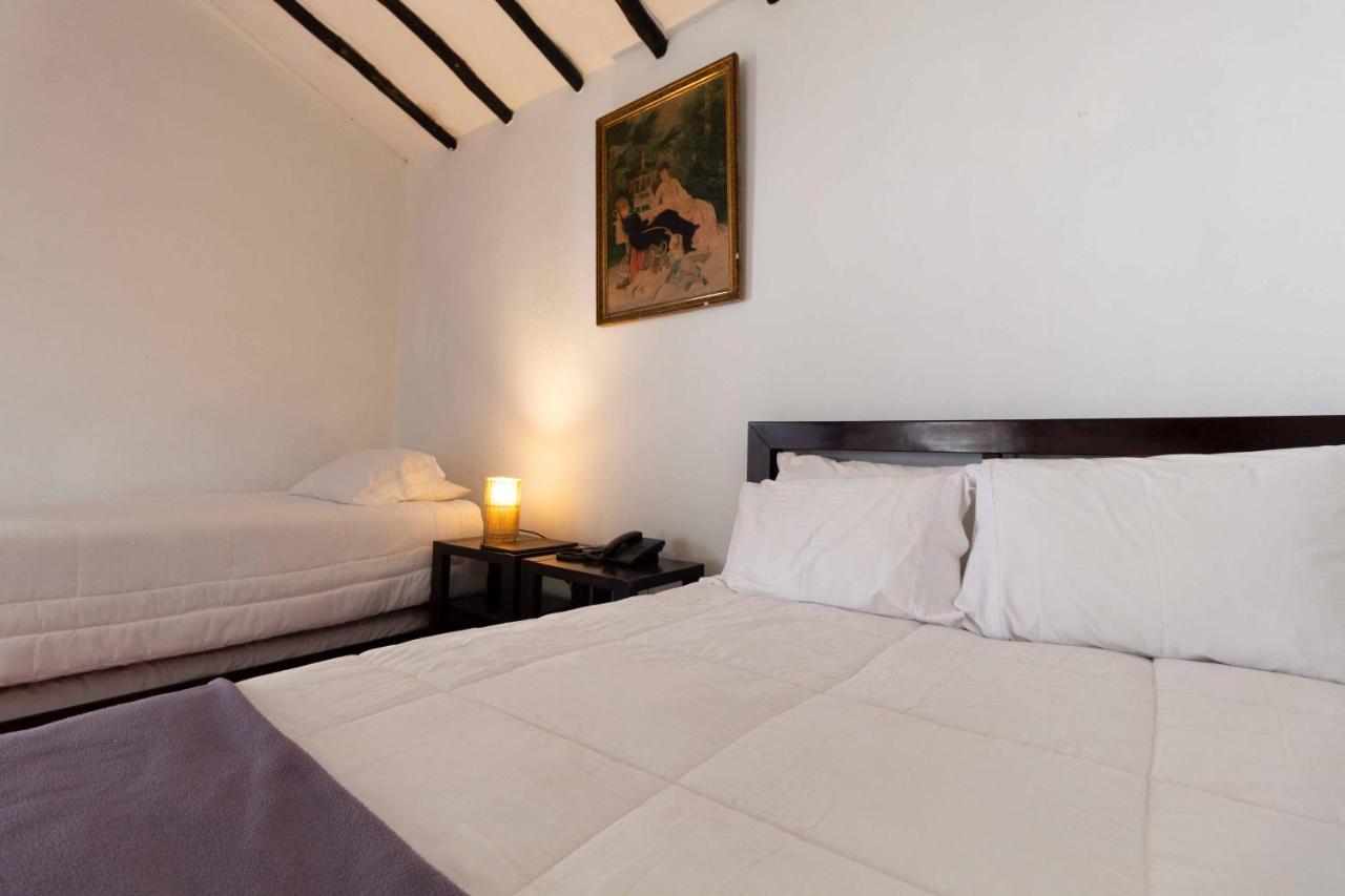 Hotel Club Campestre Hacienda Fizebad El Retiro  Pokoj fotografie