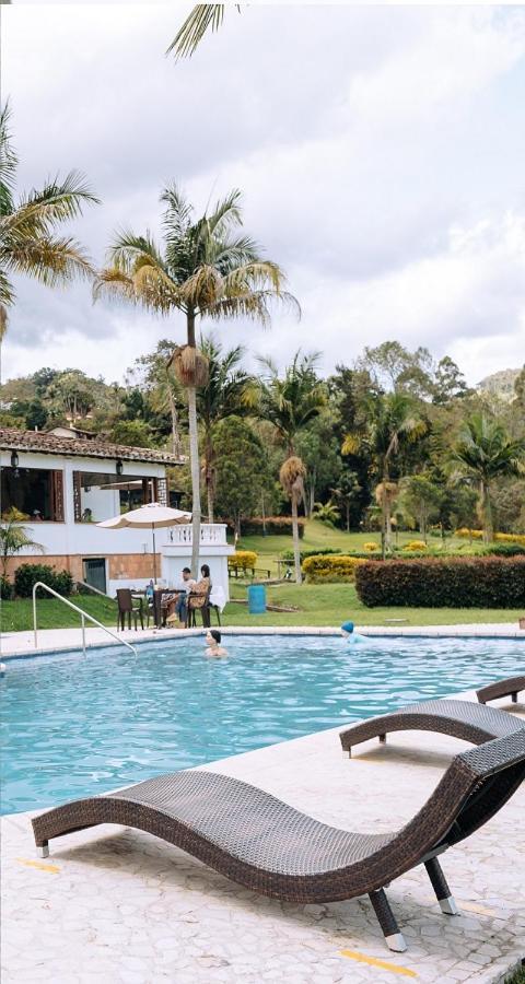 Hotel Club Campestre Hacienda Fizebad El Retiro  Exteriér fotografie