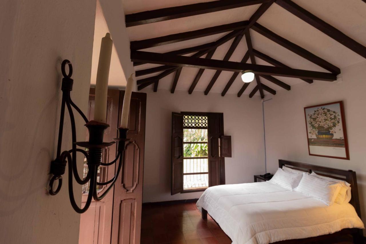 Hotel Club Campestre Hacienda Fizebad El Retiro  Pokoj fotografie